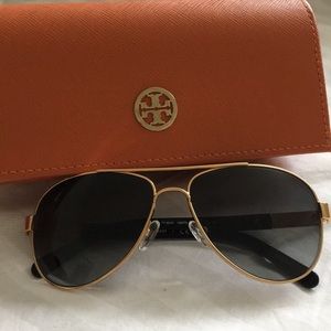 Tory Burch TY 6010 Polarized Avaiator Sunglasses
